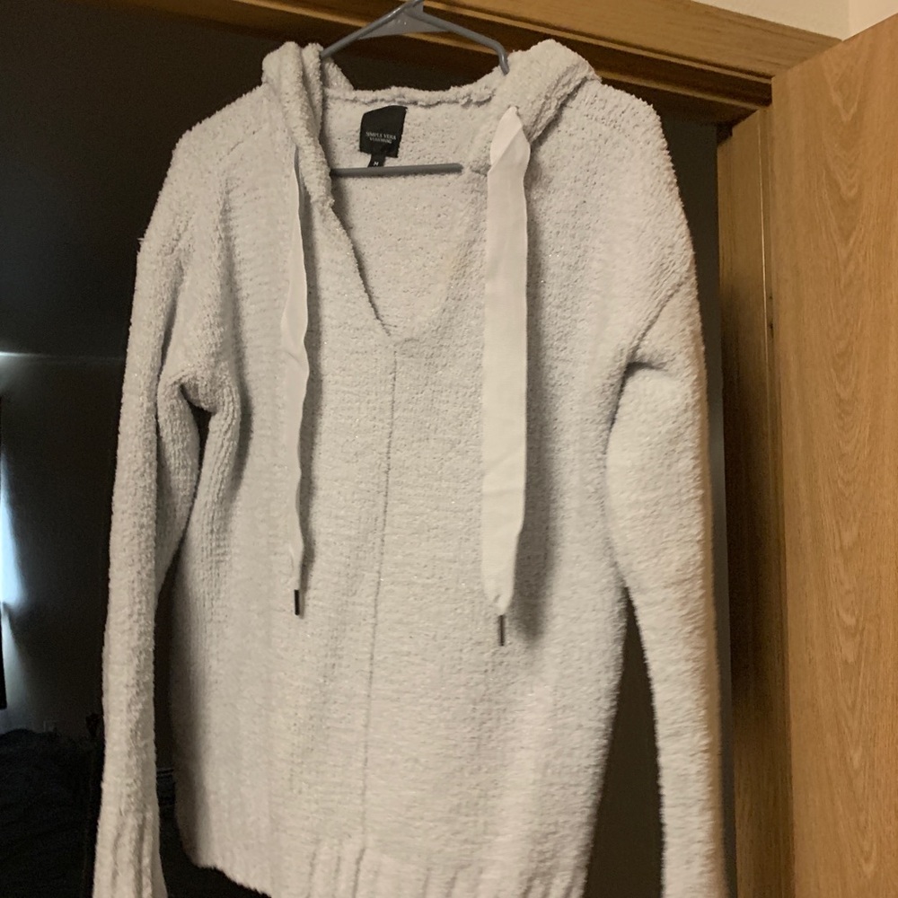 Simply Vera Wang Hoodie NWOT